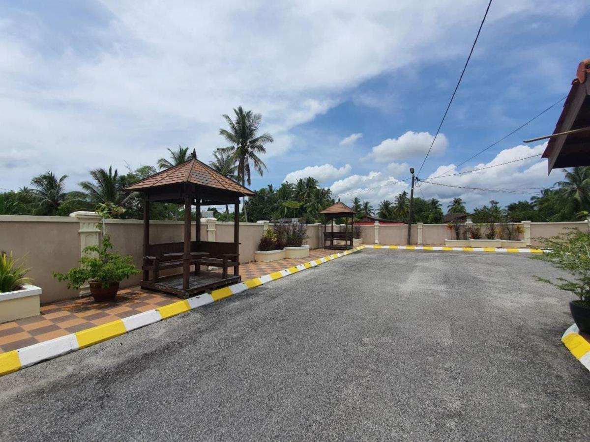 Villa Temila Pasir Puteh Extérieur photo