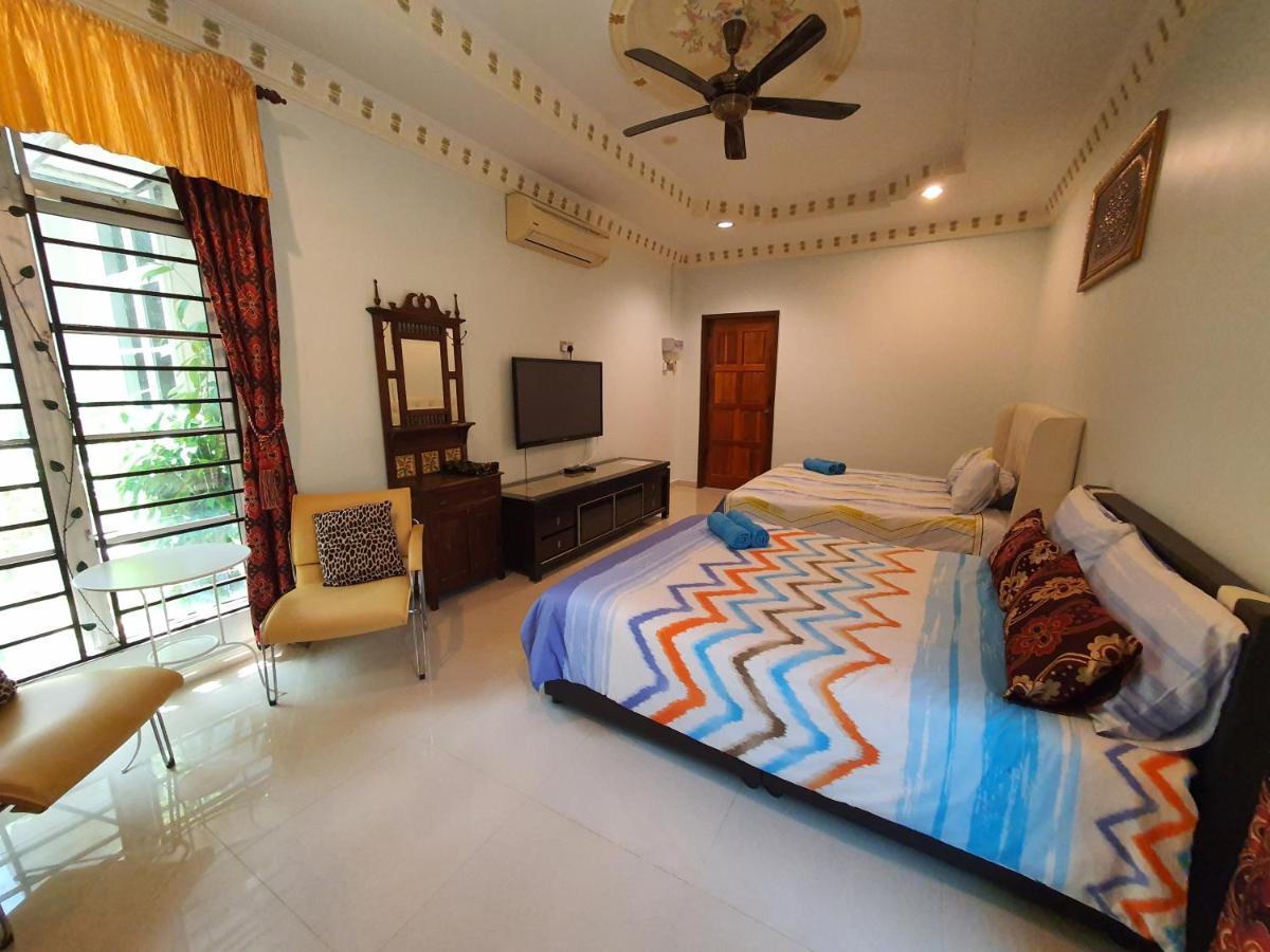 Villa Temila Pasir Puteh Extérieur photo